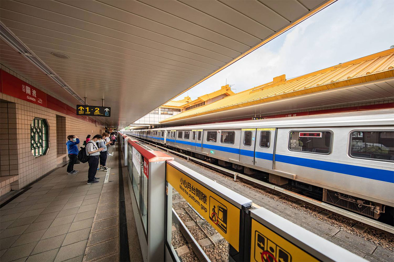 捷運關渡站